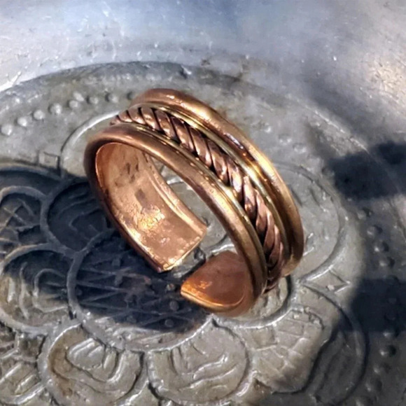 Ethnic Tribal India Brass and Copper Adjustable Handcrafted Artisan Metal Ring - Picture 3 of 12